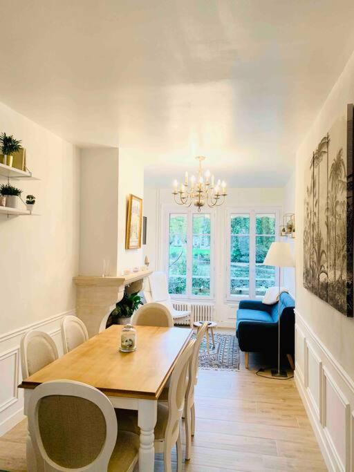 Maison De Charme Avec Vue Sur Chateau Pierrefonds Extérieur photo